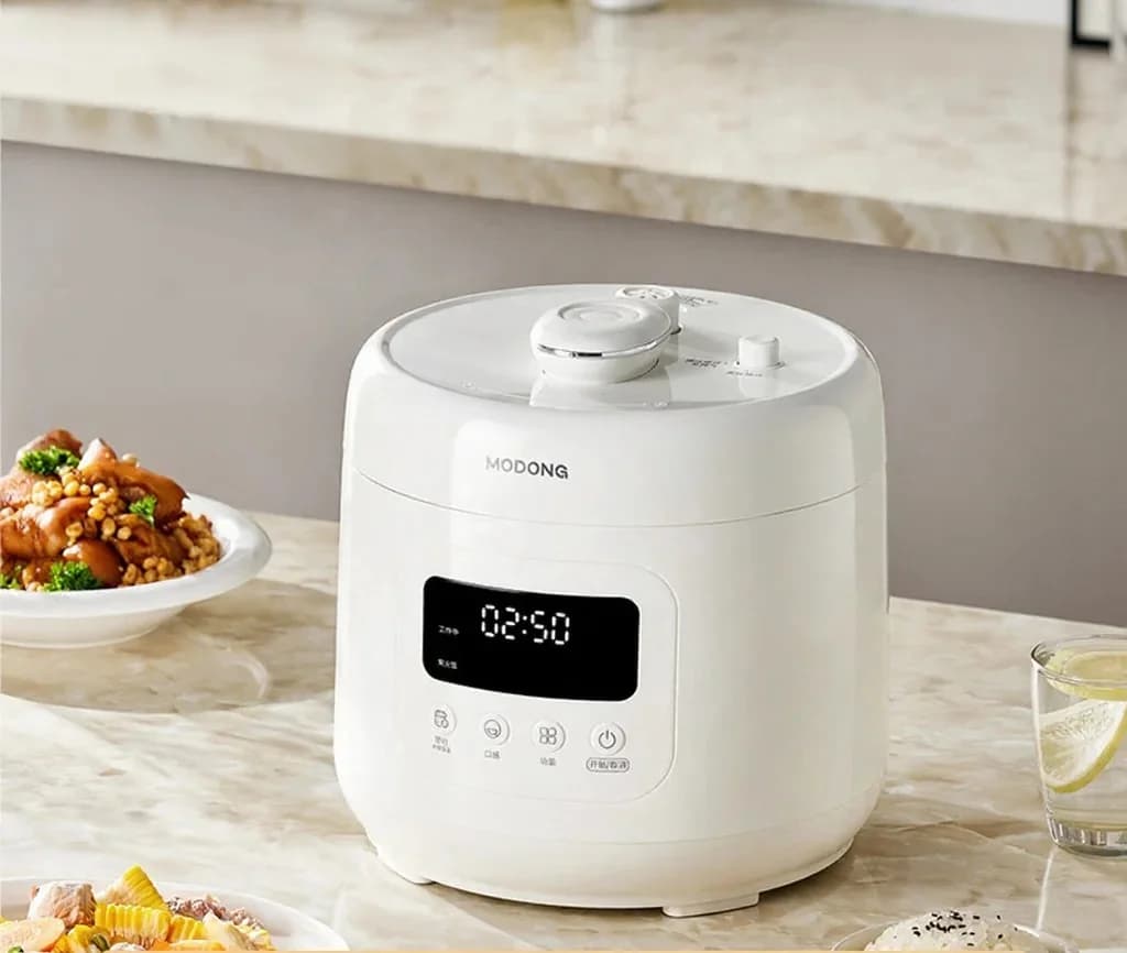 Oală electrică de gătit sub presiune 4L cu căptușeală ceramică, 800W, timer 17-24H
