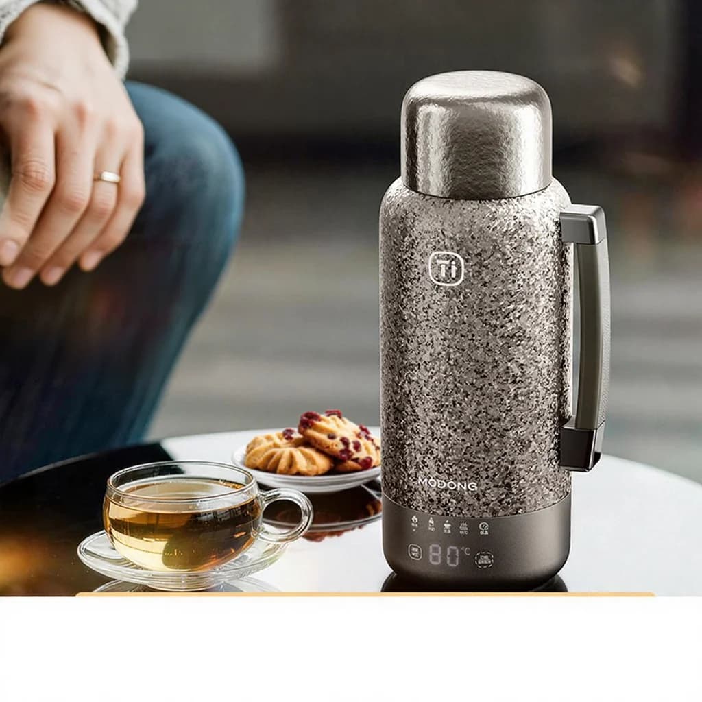 Cană electrică de încălzire din titan pur cu izolație 1200ml